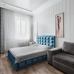 2 Bedroom On Deribasovskaya Str. *