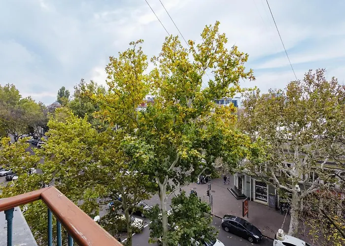 Apartman 2 Bedroom On Deribasovskaya Str.