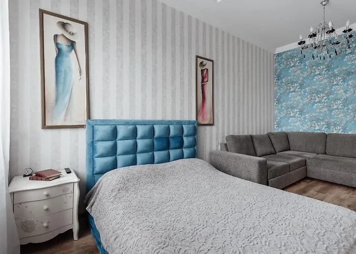 2 Bedroom On Deribasovskaya Str.