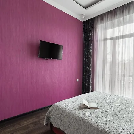 2 Bedroom On Deribasovskaya Str. Apartment Odesa